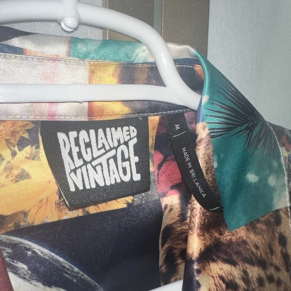 Reclaimed Vintage - Save Our Future Button Down Short Sleeve Shirt - Medium - Picture 3 of 5